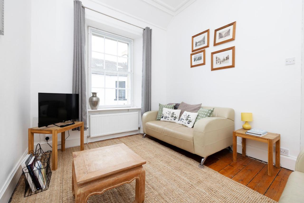 Joivy Cosy Flat In The Heart Of Edinburgh Apartment ภายนอก รูปภาพ