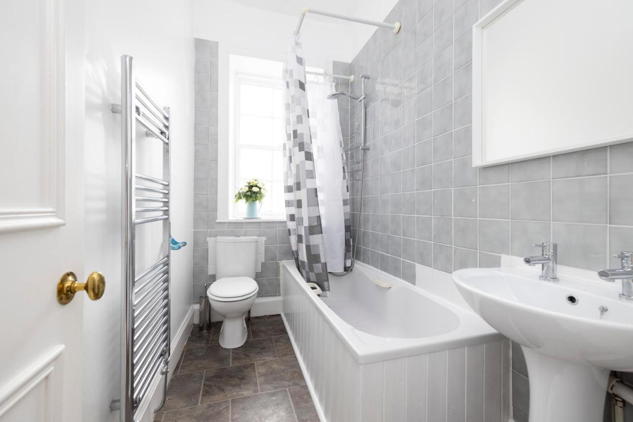 Joivy Cosy Flat In The Heart Of Edinburgh Apartment ภายนอก รูปภาพ