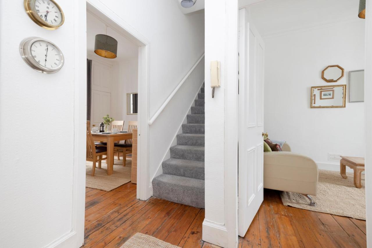 Joivy Cosy Flat In The Heart Of Edinburgh Apartment ภายนอก รูปภาพ